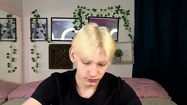 Nick Win online show from January 2025 10:31:02 AM