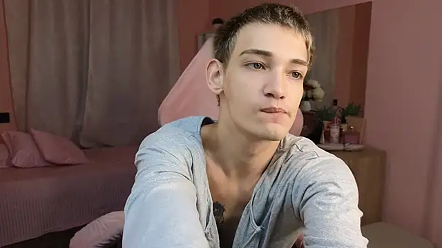 Nick Win online show from October 2025 05:59:02 PM