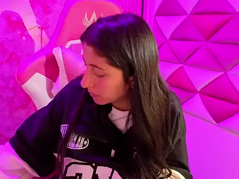 Cameron cutte online show from February 2026 03:40:01 AM