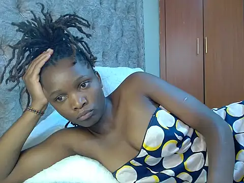 Snapshot of Naughty_Girl17 chatting on December 2024 07:49:02 AM Naughty Girl17 online show from December 2024 07:49:02 AM