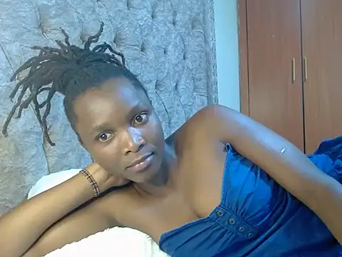 Snapshot of Naughty_Girl17 chatting on February 2025 07:59:02 PM Naughty Girl17 online show from February 2025 07:59:02 PM