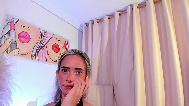 SkiinnyAna online show from February 2026 07:41:01 PM