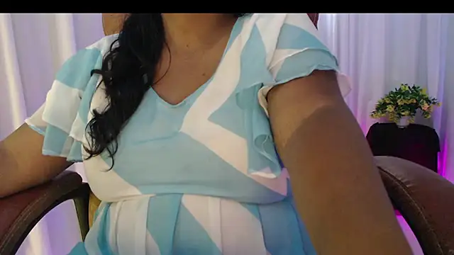 Prita07 online show from March 2025 07:13:02 AM