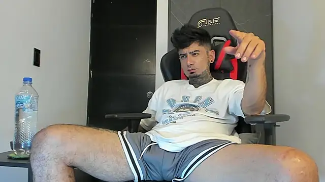 sergiio mesa27 online show from February 2025 02:33:01 AM