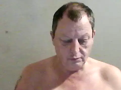 Snapshot of chubbybear2cum chatting on December 2024 11:08:01 PM chubbybear2cum online show from December 2024 11:08:01 PM