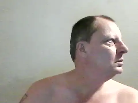 Snapshot of chubbybear2cum chatting on December 2024 12:20:01 AM chubbybear2cum online show from December 2024 12:20:01 AM