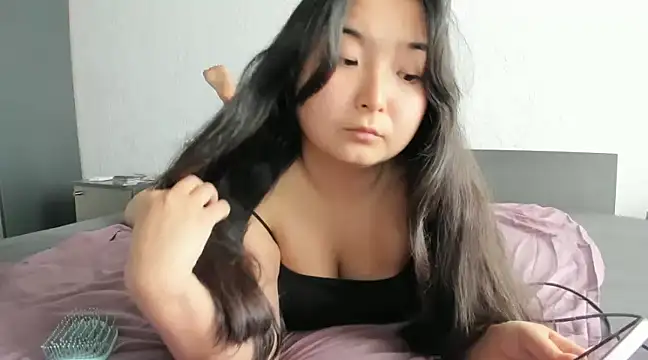 cutie mio online show from March 2025 10:02:01 AM