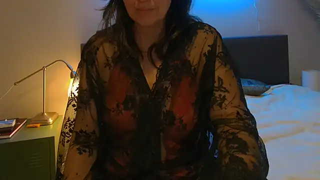 Ella Next Door online show from February 2025 09:06:02 PM