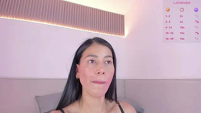 jasminehill  online show from October 2025 07:25:01 PM