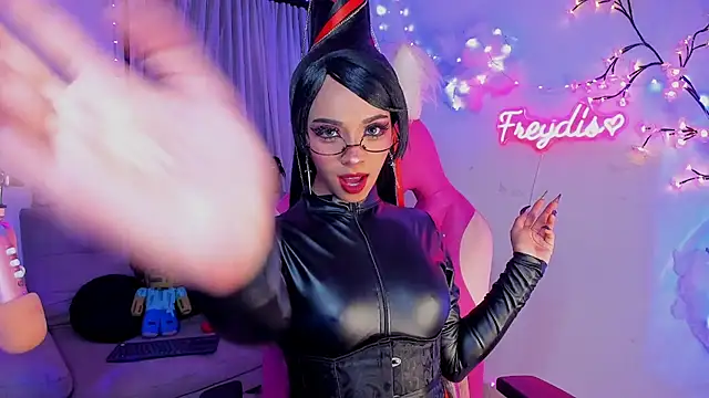 Miss freydis online show from May 2026 04:54:01 AM