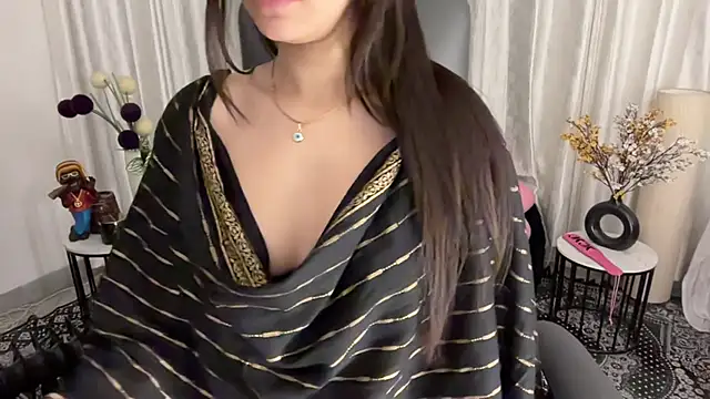 Unique-Beauty online show from March 2025 05:24:02 PM