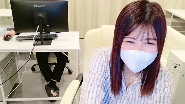 Snapshot of ManaMi-maru chatting on January 2025 03:37:01 PM ManaMi-maru online show from January 2025 03:37:01 PM