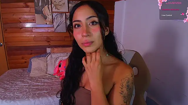 amber curly online show from December 2025 09:46:02 PM