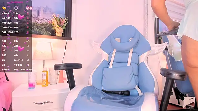 Snapshot of Holyjacky_ chatting on January 2025 04:39:01 PM Holyjacky online show from January 2025 04:39:01 PM