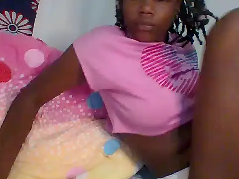 Snapshot of Fine_baby0001 chatting on May 2026 01:14:02 AM Fine baby0001 online show from May 2026 01:14:02 AM