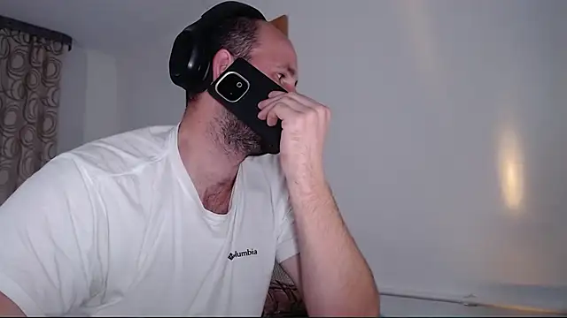 Snapshot of Popadosik_Mod chatting on February 2026 03:08:01 PM Popadosik Mod online show from February 2026 03:08:01 PM