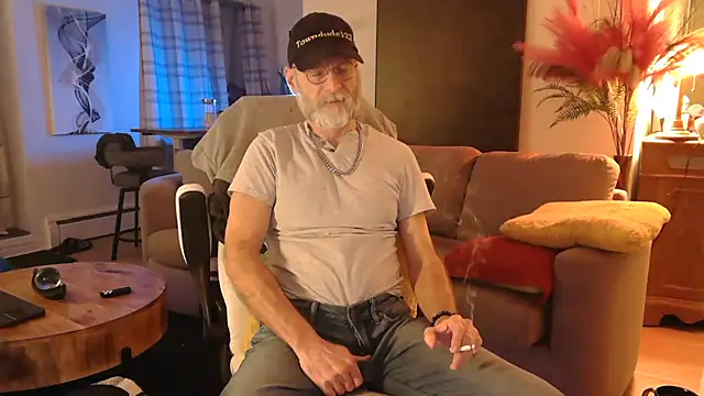 Snapshot of Towndude123 chatting on February 2025 02:19:02 AM Towndude123 online show from February 2025 02:19:02 AM