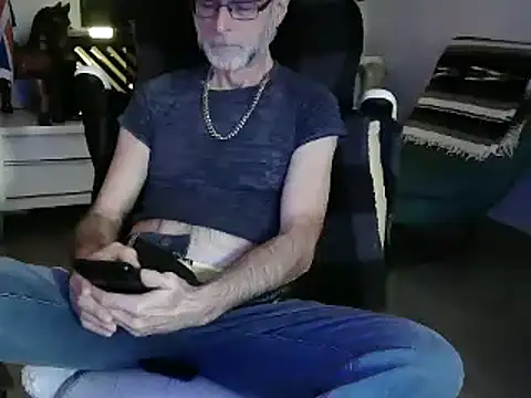 Snapshot of Towndude123 chatting on February 2026 08:17:02 PM Towndude123 online show from February 2026 08:17:02 PM