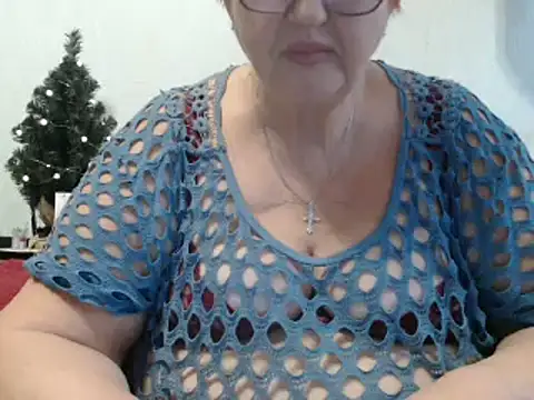 DeniseeRose online show from December 2024 10:24:01 AM