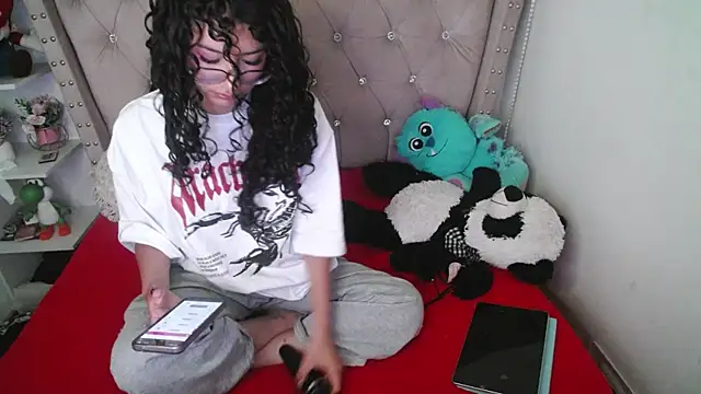 CherieCurl online show from December 2025 02:55:01 PM