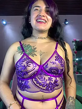 Snapshot of Lilith_Pink chatting on January 2025 04:34:01 AM Lilith Pink online show from January 2025 04:34:01 AM