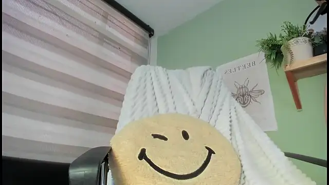 Snapshot of SheryLee chatting on February 2025 08:28:01 PM SheryLee online show from February 2025 08:28:01 PM