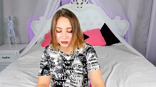 AsyaPink online show from October 2025 08:17:01 AM