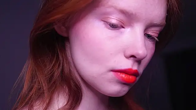 Snapshot of ginger_hugs chatting on December 2024 10:05:01 PM ginger hugs online show from December 2024 10:05:01 PM