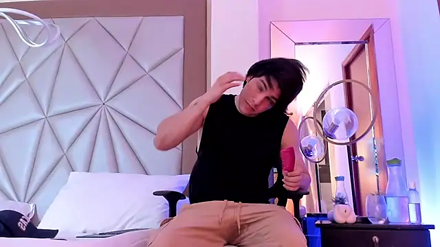 Snapshot of Karimferrer chatting on December 2024 03:58:02 AM Karimferrer online show from December 2024 03:58:02 AM