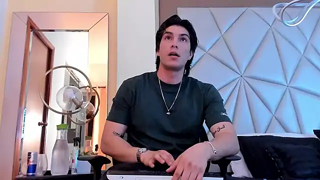 Snapshot of Karimferrer chatting on January 2025 03:22:02 AM Karimferrer online show from January 2025 03:22:02 AM