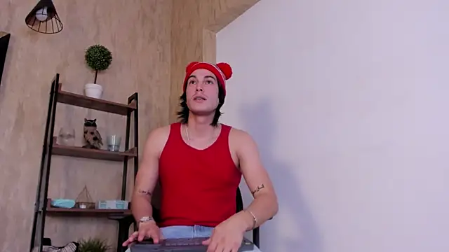 Snapshot of Karimferrer chatting on November 2025 07:24:01 PM Karimferrer online show from November 2025 07:24:01 PM