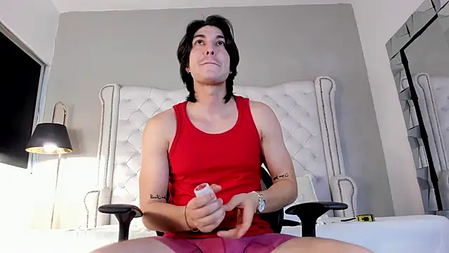 Snapshot of Karimferrer chatting on November 2025 07:46:02 PM Karimferrer online show from November 2025 07:46:02 PM