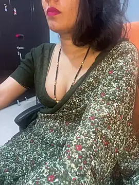 Spicy sari girl online show from March 2025 01:07:01 PM