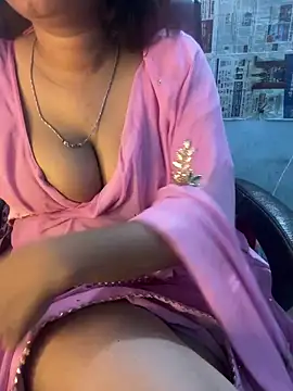 Snapshot of Spicy_sari_girl chatting on May 2026 02:19:01 AM Spicy sari girl online show from May 2026 02:19:01 AM