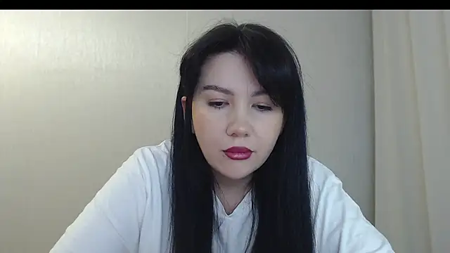 Snapshot of AlexaCruze chatting on October 2025 03:56:02 PM AlexaCruze online show from October 2025 03:56:02 PM