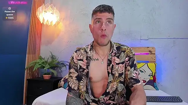 Snapshot of french_sexx chatting on February 2025 01:32:02 AM french sexx online show from February 2025 01:32:02 AM