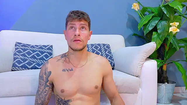 Snapshot of french_sexx chatting on October 2025 01:33:02 AM french sexx online show from October 2025 01:33:02 AM