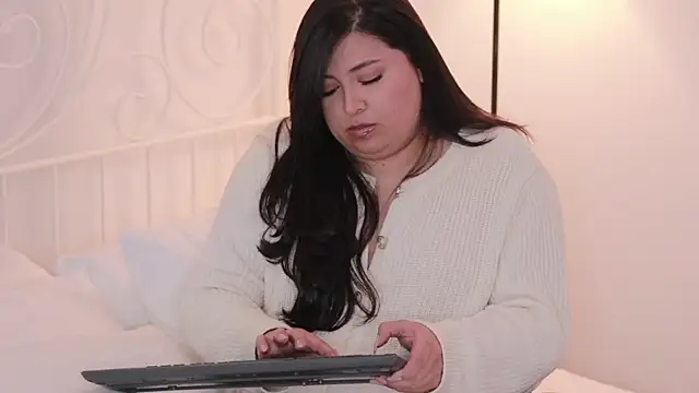 Adia  online show from February 2025 04:11:01 AM