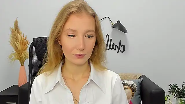 LolaWilsons online show from January 2025 06:20:01 AM