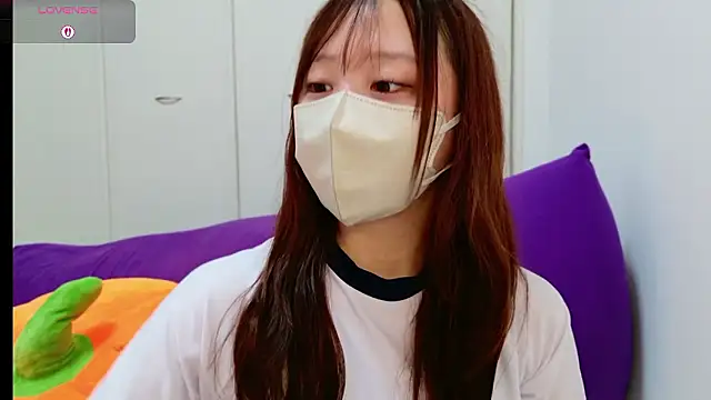 sara-a-jp online show from October 2025 10:12:02 AM