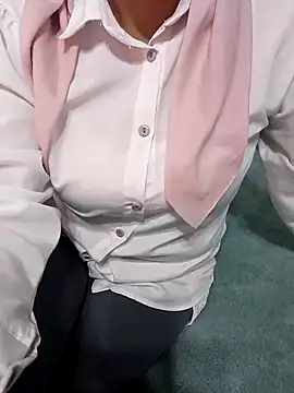 Snapshot of _Sahra_ chatting on December 2024 05:47:02 PM Sahra online show from December 2024 05:47:02 PM