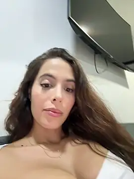 Snapshot of Amber_Rush_ chatting on October 2025 08:04:01 PM Amber Rush  online show from October 2025 08:04:01 PM