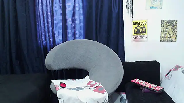 SamanthaSwan online show from October 2025 03:34:04 PM