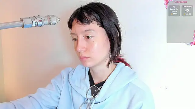 lizzy davis 1 online show from October 2025 04:11:01 AM