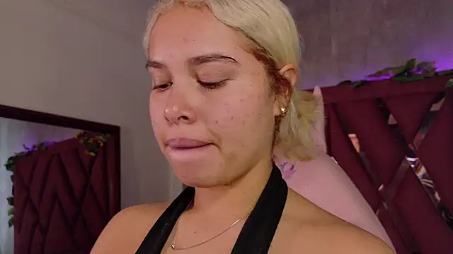 Haelycute online show from January 2026 11:49:01 AM