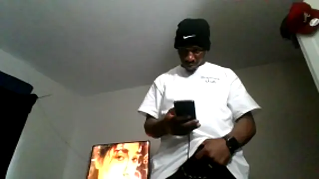 Snapshot of 007Giovani chatting on May 2026 04:25:02 PM 007Giovani online show from May 2026 04:25:02 PM