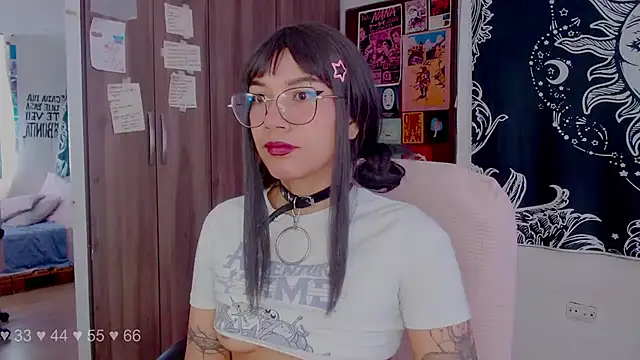 melissahowl online show from October 2025 02:46:01 PM