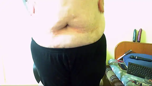 Snapshot of SexyNicool35 chatting on February 2025 12:37:02 PM SexyNicool35 online show from February 2025 12:37:02 PM