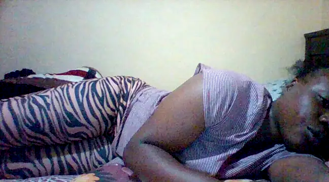 EBONYVANILLA02 online show from February 2025 08:33:02 PM