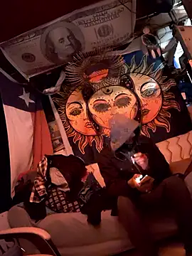 Snapshot of Gillygilly76 chatting on January 2026 03:47:01 PM Gillygilly76 online show from January 2026 03:47:01 PM